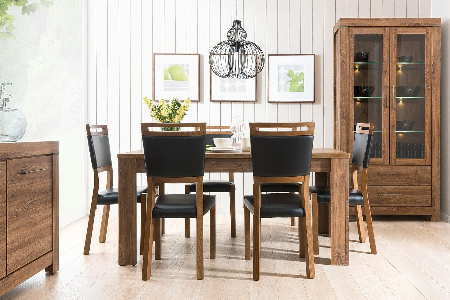 Black Red White Gent, Tammi II 4 Black Red White Gent, Tammi II - Image 4