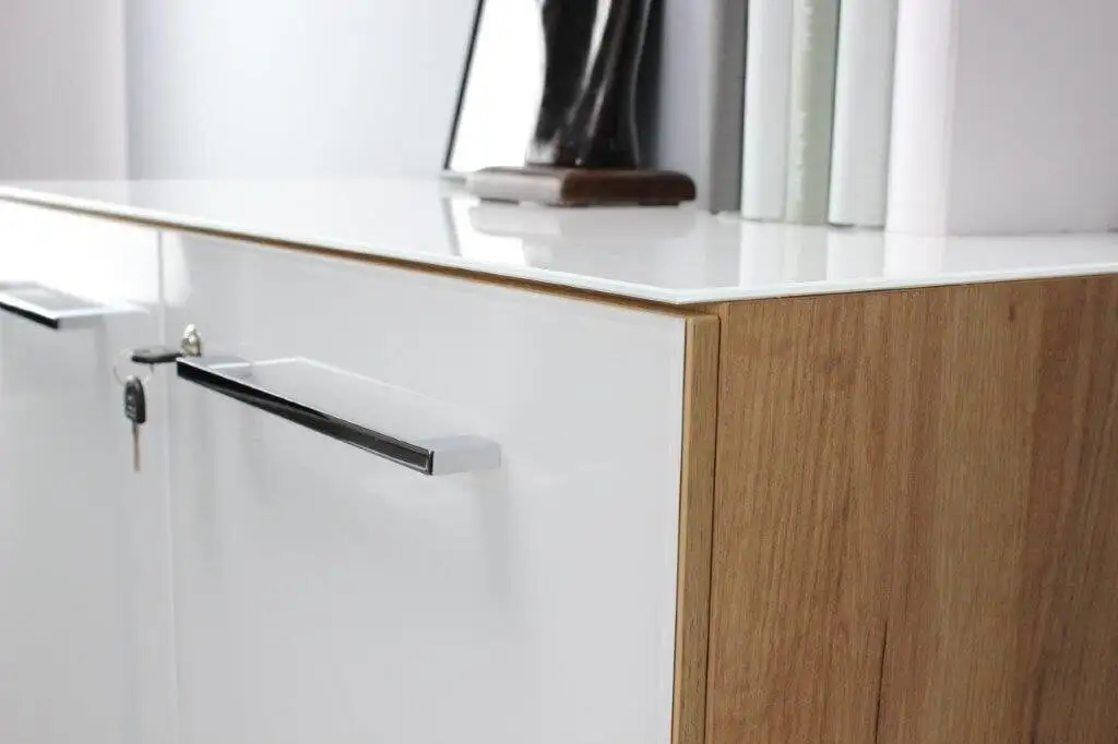 Lipasto 4202, Valkoinen/ruskea 3 Lipasto 4202, Valkoinen/ruskea - Image 3