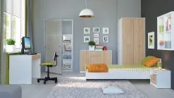 Black Red White Lipasto BRW Nepo Plus KOM2D4S, Tammi / Valkoinen -Olohuoneen kalusteet myymälä lipasto brw nepo plus kom2d4s tammi valkoinen 40d35 palaute reference