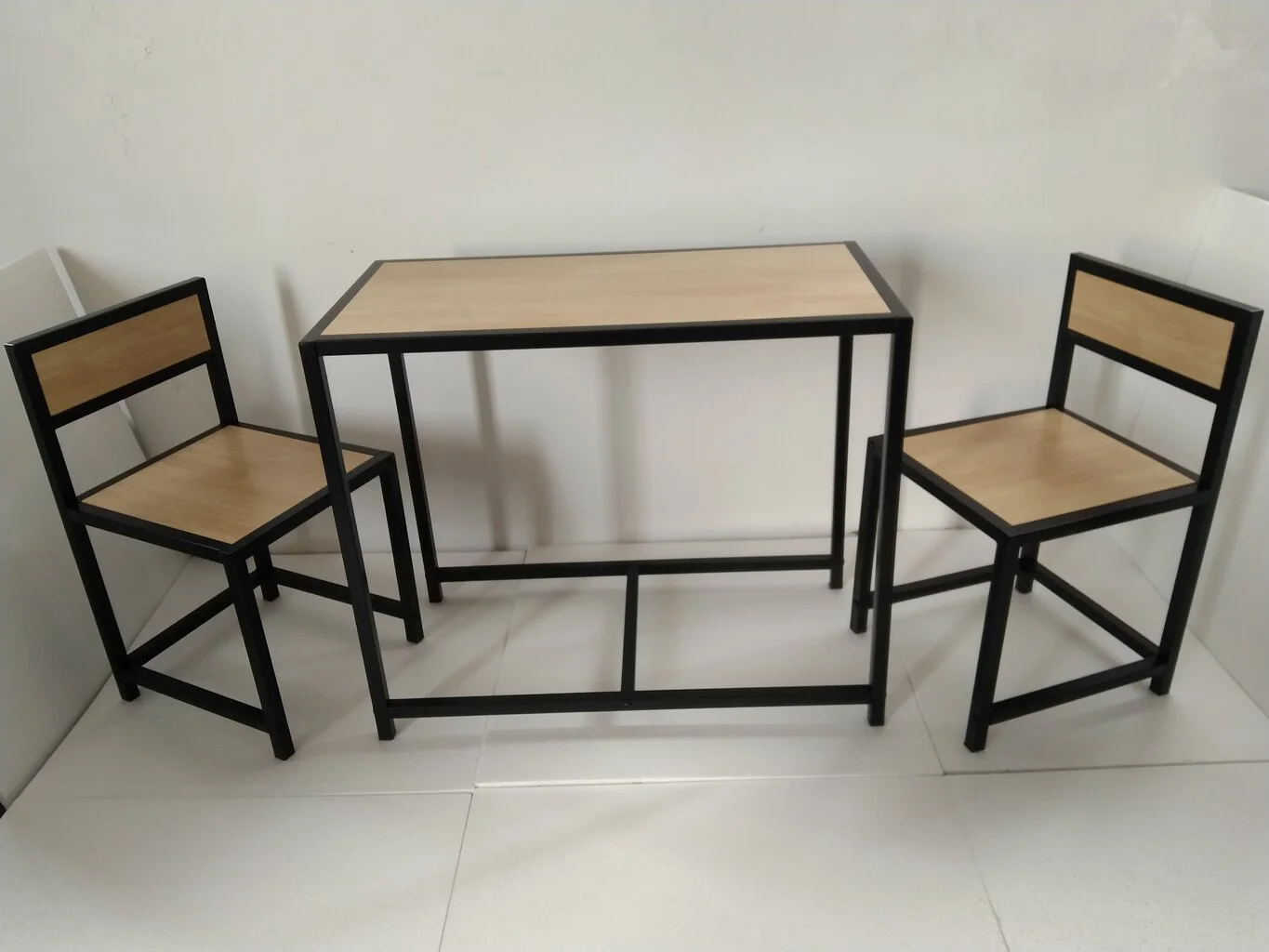 Ei Määritelty Milea-lastenpöytä Ja Kaksi Tuolia, Ruskea 3 Ei Määritelty Milea-lastenpöytä Ja Kaksi Tuolia, Ruskea - Image 3