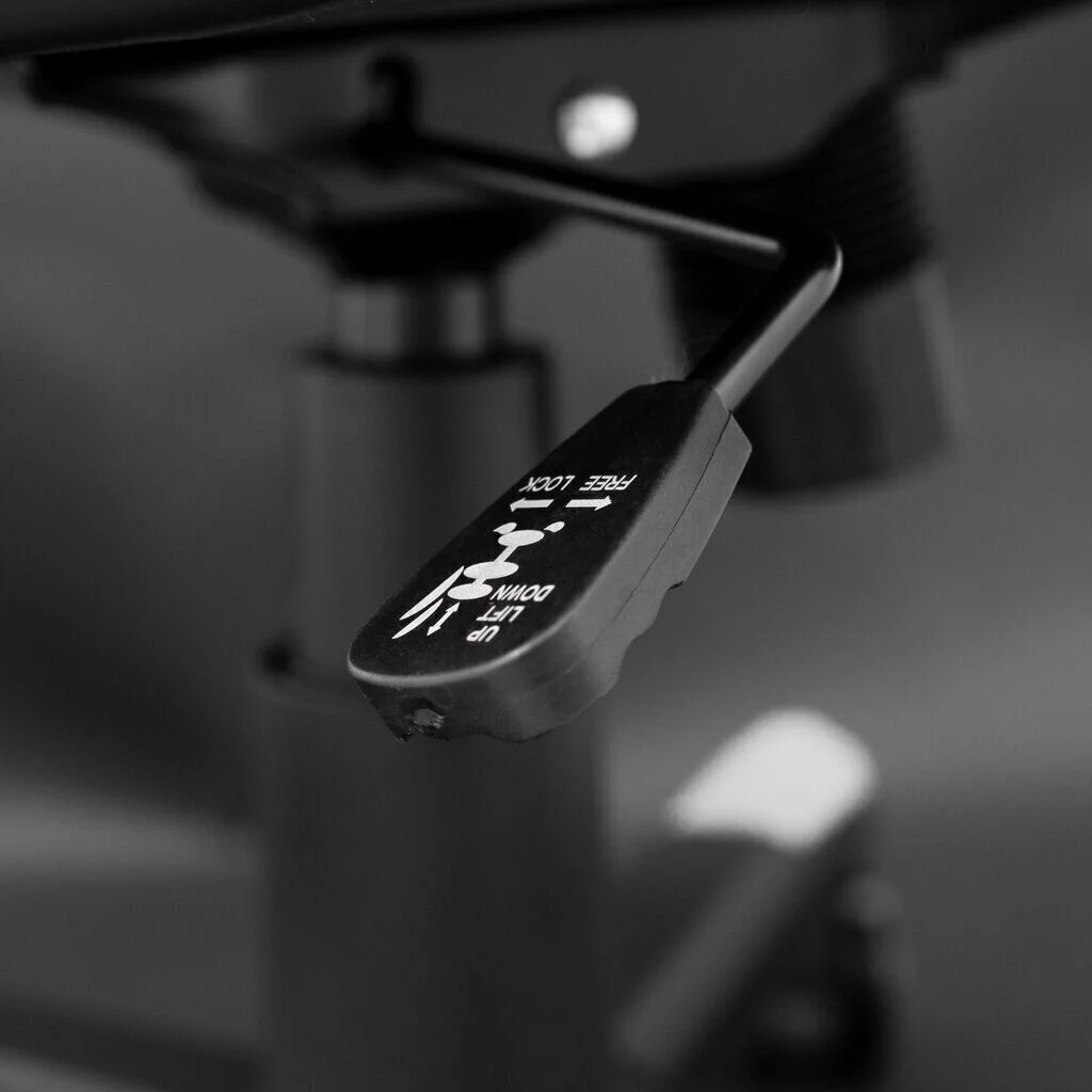 White Shark Pelituoli White Dervish K-8879 Black/white 3 White Shark Pelituoli White Dervish K-8879 Black/white - Image 3